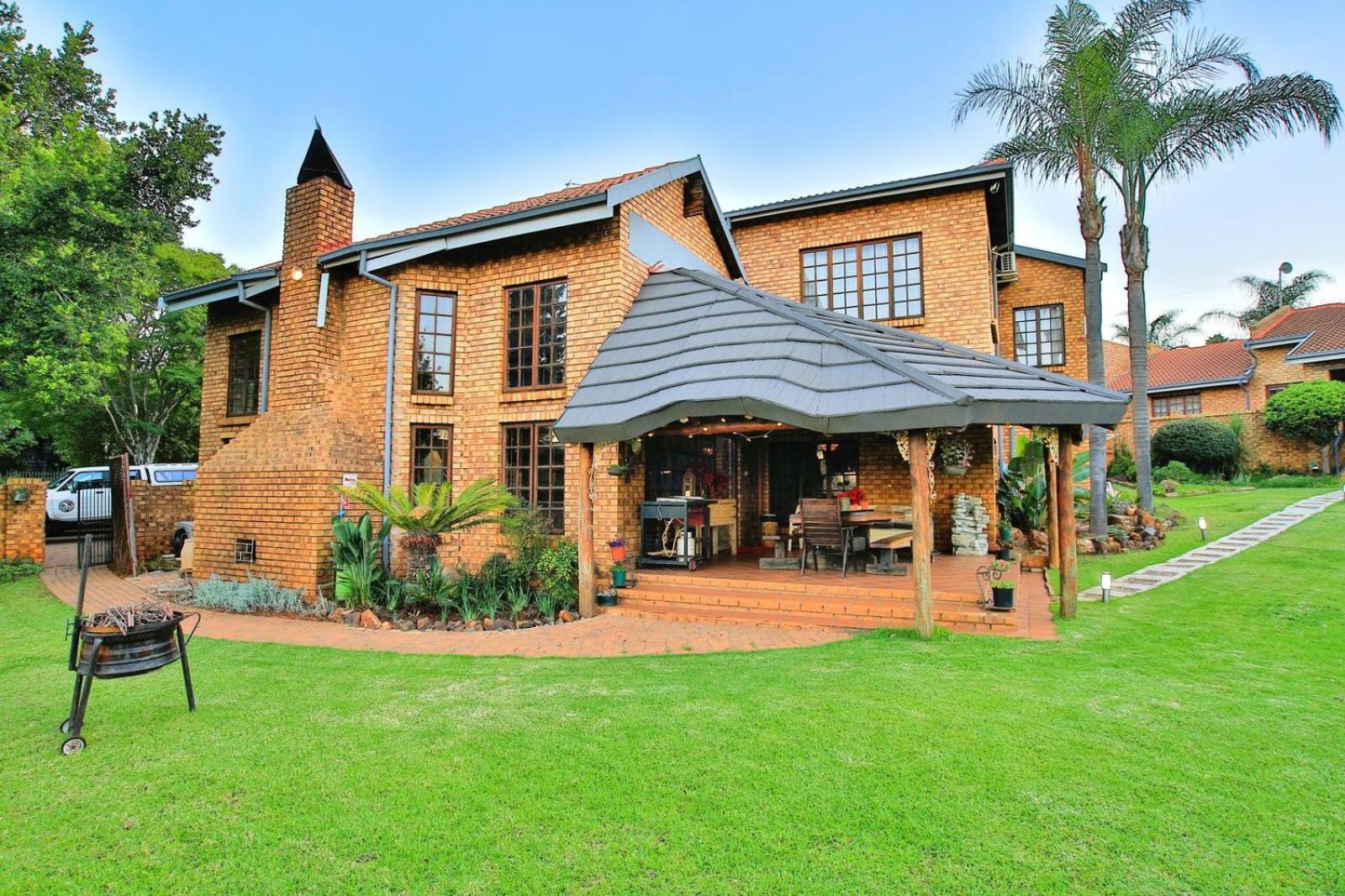 Mereke Manor Hotel Centurion Luaran gambar